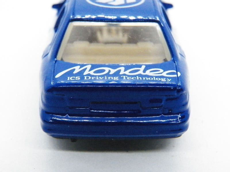Illustration for article titled Matchbox 1:64 Ford Mondeo (with audiophile Ford Audio)